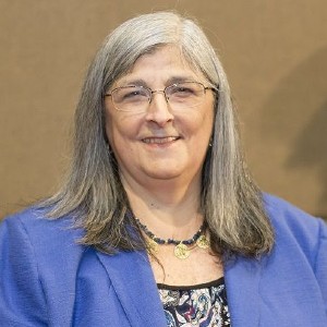 MARÍA NIEVES TAPIA Director
